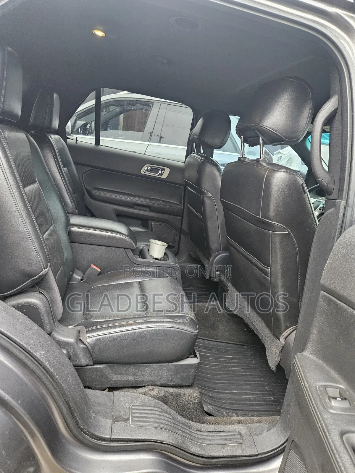 Ford Explorer 2011 Gray
