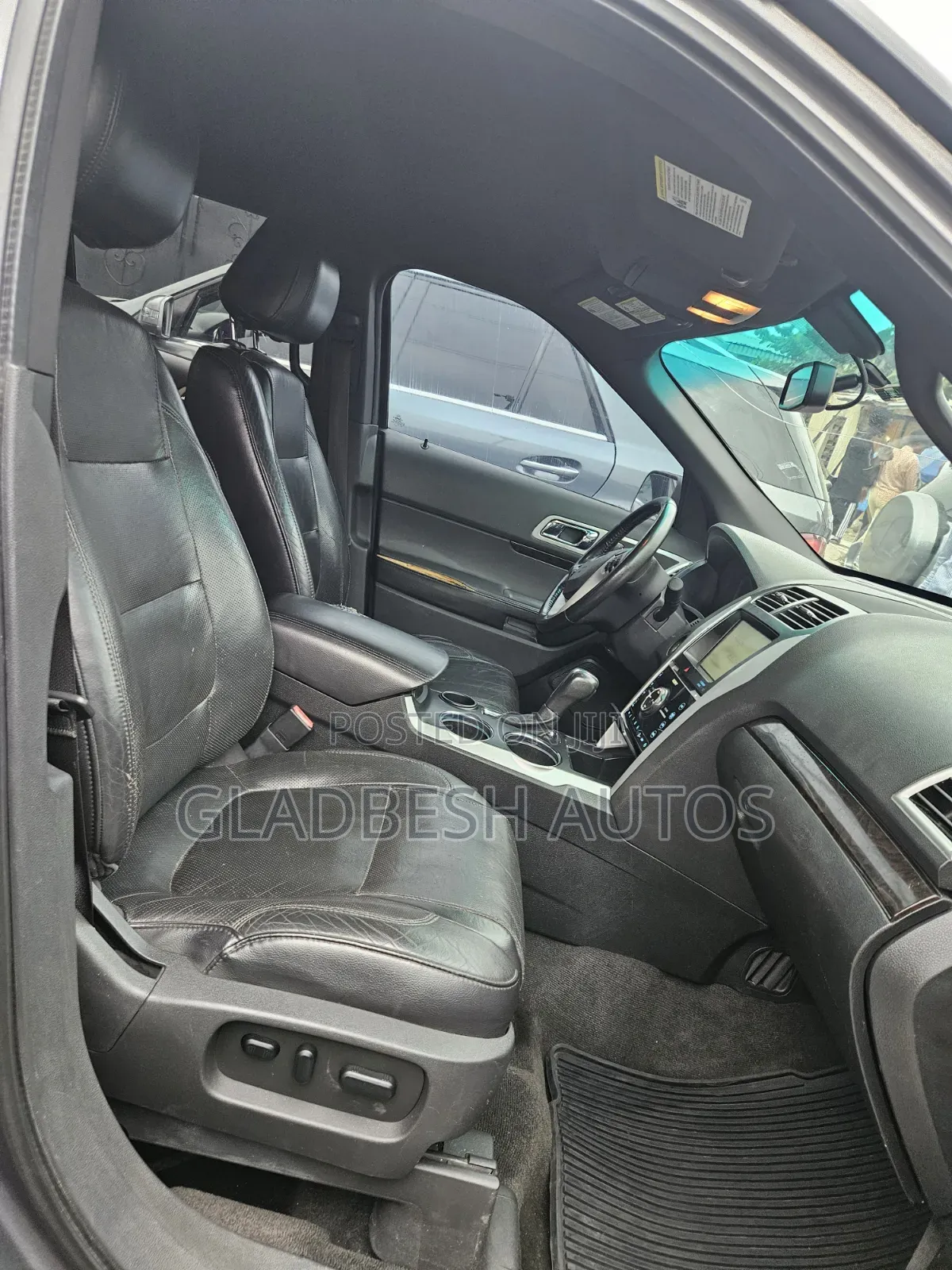 Ford Explorer 2011 Gray