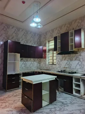5bdrm Duplex in Omole for rent