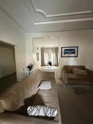 3bdrm Apartment in Lekki County Ikota for rent