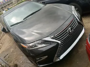 Lexus ES 2016 Black