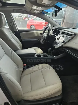 Toyota Avalon 2015 White