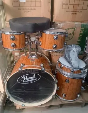 Very Very Good Quality Pearl Drum Set 5