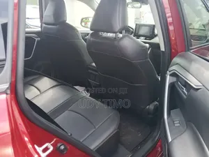 Toyota RAV4 2020 Red