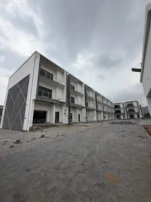 4bdrm Duplex in Jahi for sale