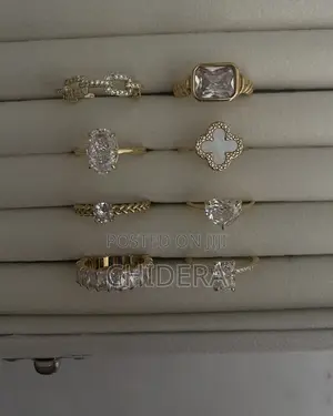 Jewelriest:rings, Leg Chains,watch,hairclip Etc.