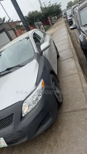 Toyota Corolla 2009 Silver