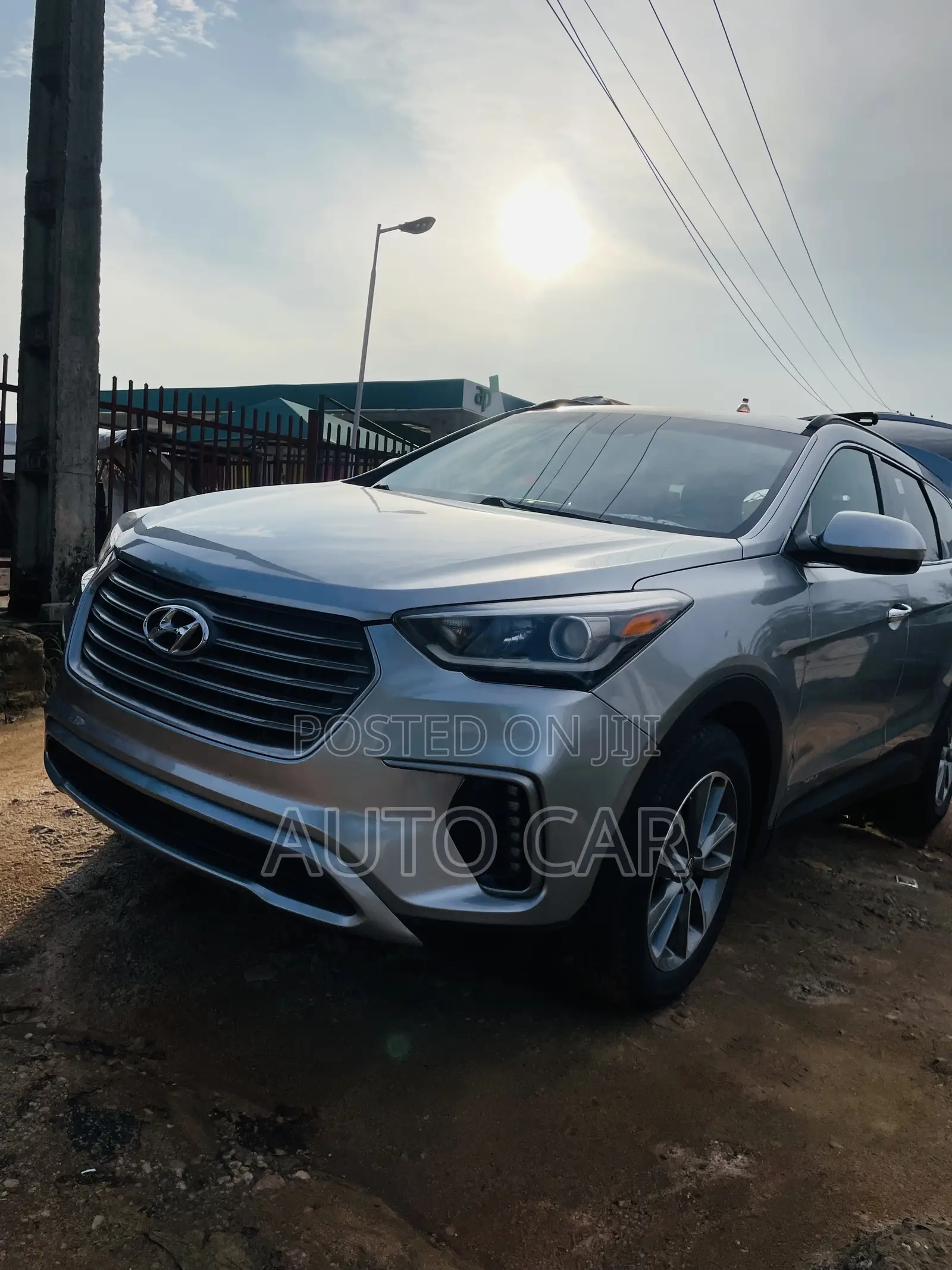 Hyundai Santa Fe 2017 White