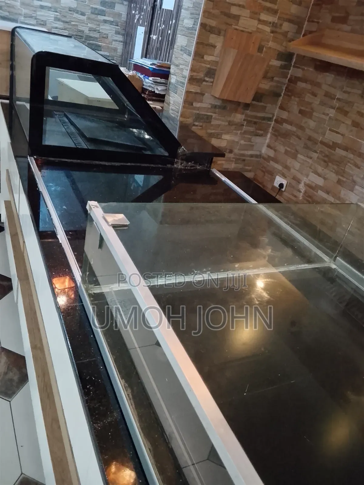 Display Table