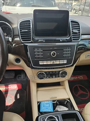 Mercedes-Benz GLE-Class 2016 White