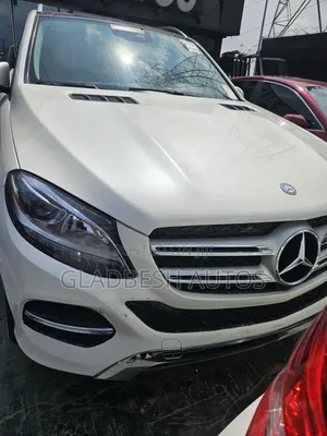 Mercedes-Benz GLE-Class 2016 White