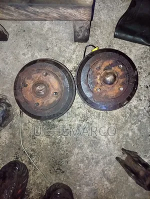 Back Hub Ford Focus 2003