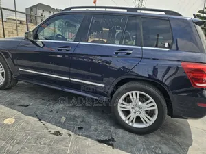 Mercedes-Benz GLK-Class 2014 Blue