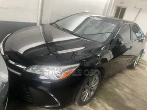 Toyota Camry XLE 4dr Sedan (2.5L 4cyl 6A) 2017 Black