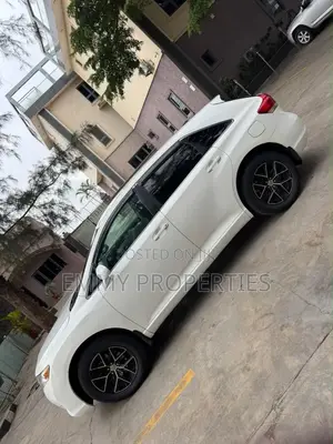 Toyota Venza AWD 2012 White