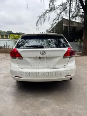 Toyota Venza AWD 2012 White