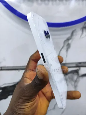 Nothing Phone 2a 128 GB White