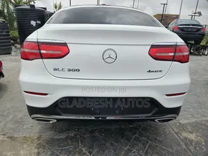 Mercedes-Benz GLC-Class 2019 White