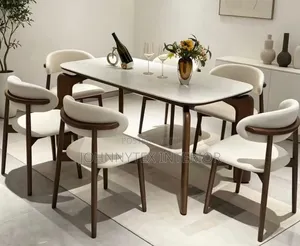 Off-White Table