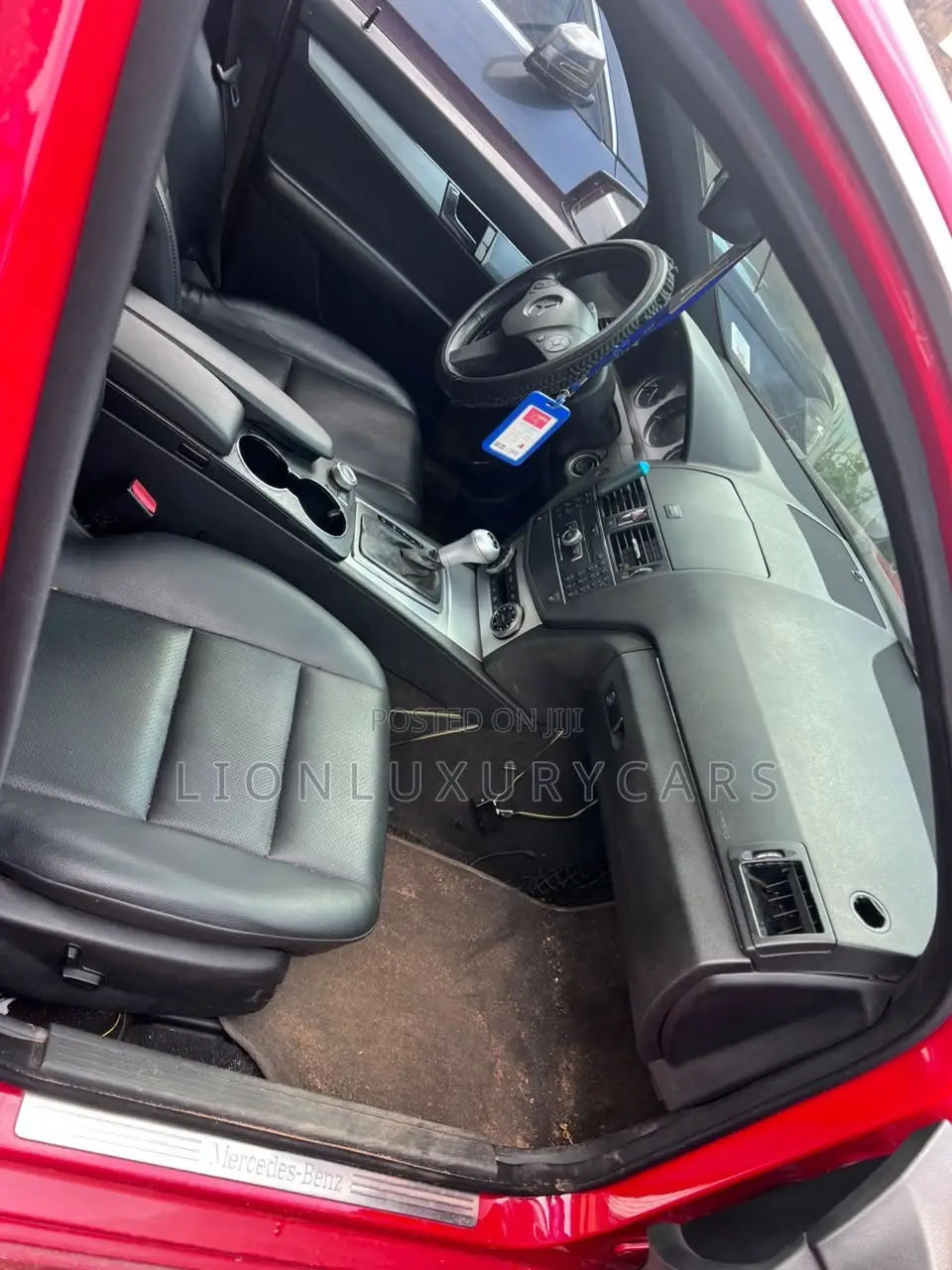 Mercedes-Benz C300 2008 Red
