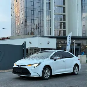 Toyota Corolla 2022 White