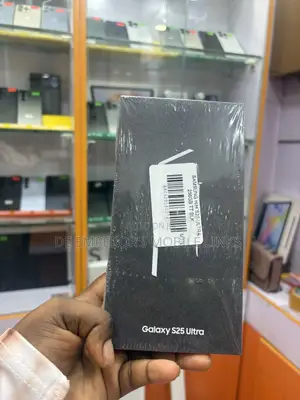 New Samsung Galaxy S25 Ultra 256 GB