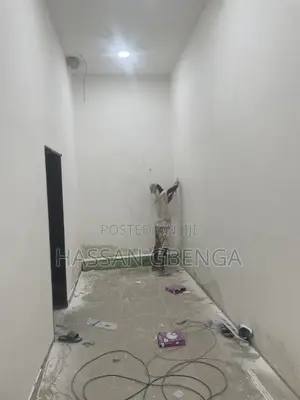 Professional Screder ,Painter ,Tarolin ,Gravitex