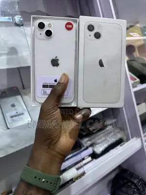 Apple iPhone 13 128 GB White