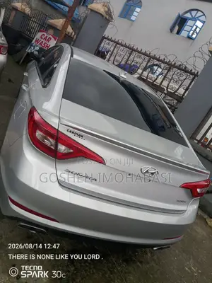 Hyundai Sonata Sport Sedan FWD (2.4L 4cyl 6A) 2016 Silver