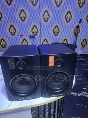 M-Audio BX5 Studio Monitors