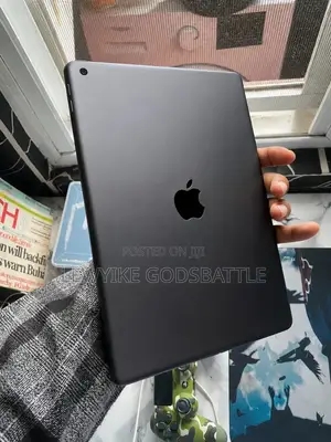 Apple iPad 10.2 (2021) 64 GB Gray