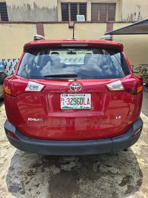 Toyota RAV4 2015 Red