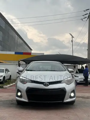 Toyota Corolla 2015 Silver