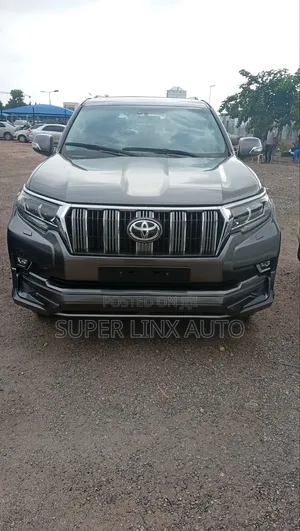 Toyota Land Cruiser Prado 2024 Gray