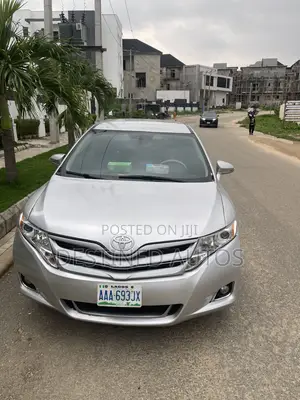 Toyota Venza XLE AWD V6 2013 Silver