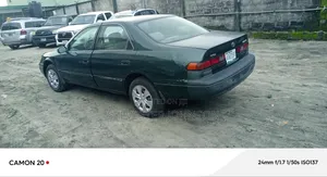Toyota Camry Automatic 1999 Green