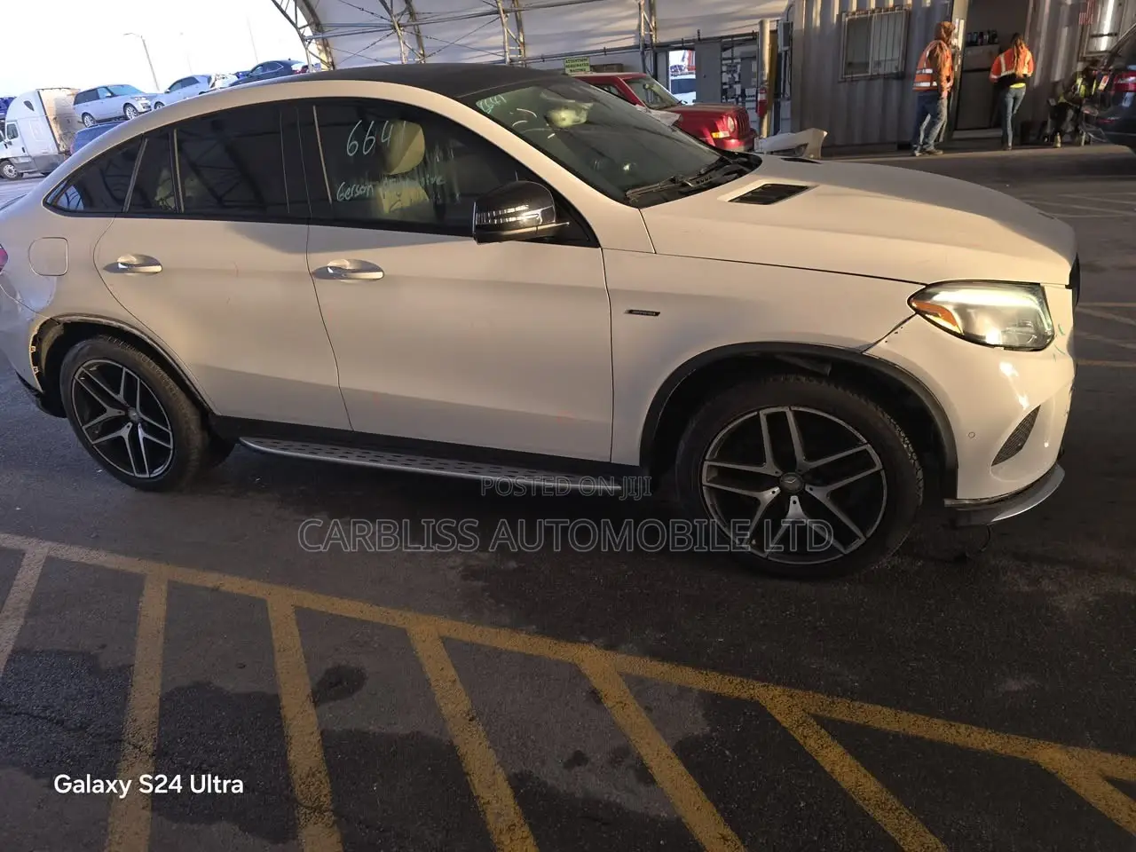 Mercedes-Benz GLE-Class 2016 Off white