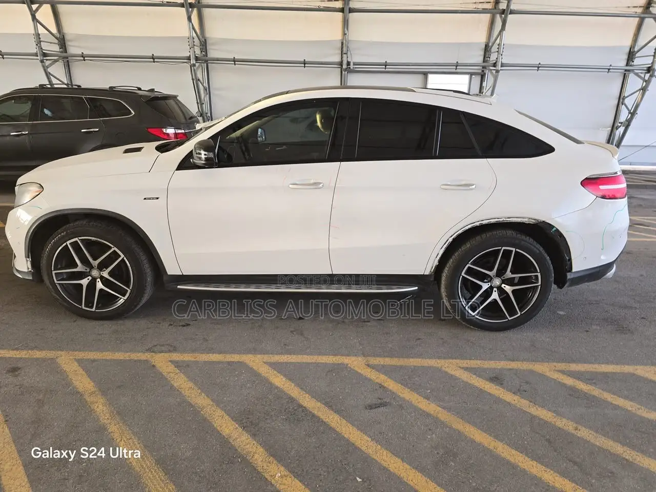 Mercedes-Benz GLE-Class 2016 Off white