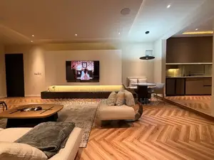 New Uniquely Designed 2 Bedroom Apartment With Pool and Ps5