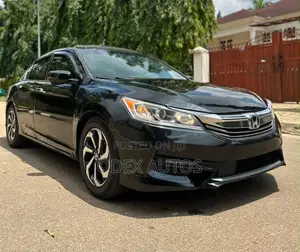 Honda Accord Touring V6 4dr Sedan FWD (3.5L 6cyl 6A) 2017 Black