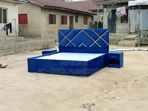 BDF40 G Bar 6x6ft Upholstered Bed Frame