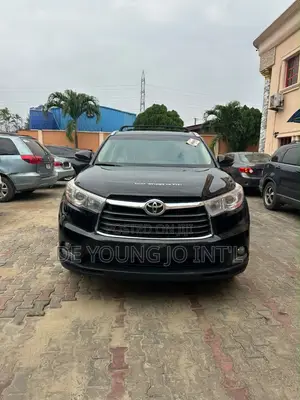 Toyota Highlander Limited Platinum 4dr SUV AWD (3.5L 6cyl 6A) 2014 Gray