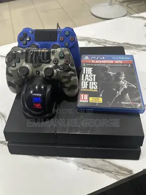 PS4 + Dual Controller and Controller Stand/Charger
