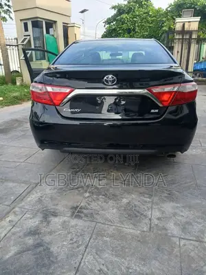 Toyota Camry SE 4dr Sedan (2.5L 4cyl 6A) 2016 Black