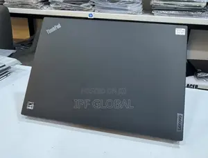 Laptop Lenovo 64GB AMD Ryzen 7 SSD 2T