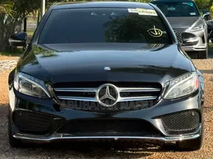 Mercedes-Benz C400 2016 Black