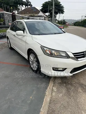 Honda Accord EX-L 4dr Sedan (2.4L 4cyl CVT) 2014 Off white