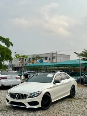 Mercedes-Benz C400 4Matic AWD Sedan (3.0L V6 7A) 2015 White
