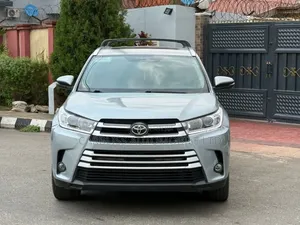 Toyota Highlander XLE 4dr SUV AWD (3.5L 6cyl 6A) 2014 Blue