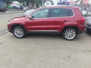 Volkswagen Tiguan 2014 Red